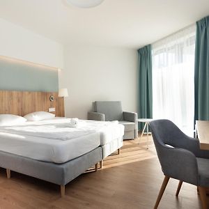Pokój z łóżkiem king-size